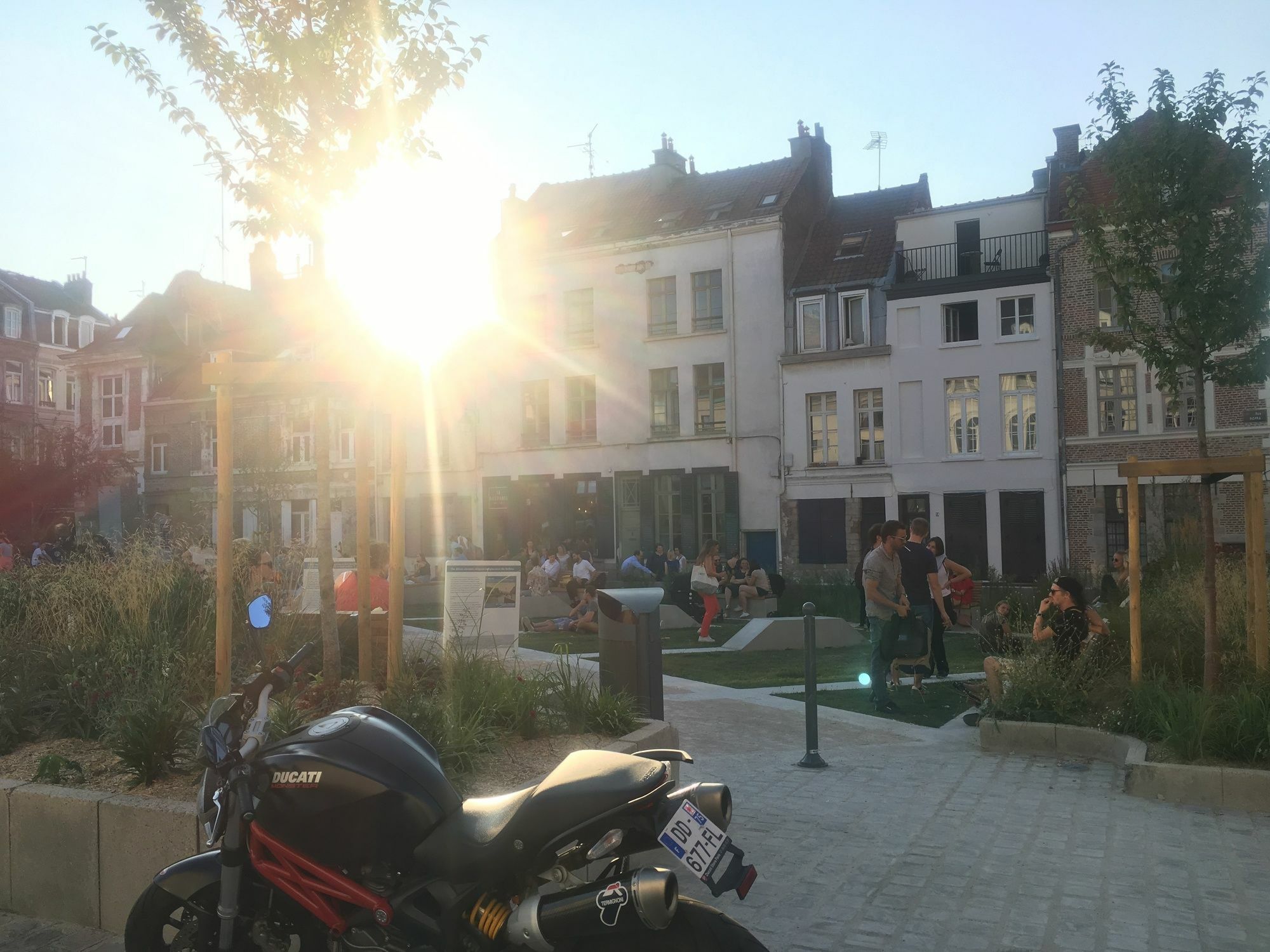 Little Plaza Appart'Hotel Lille Luaran gambar